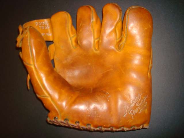 Spalding Marvel 202 Rainey Trap Web Front